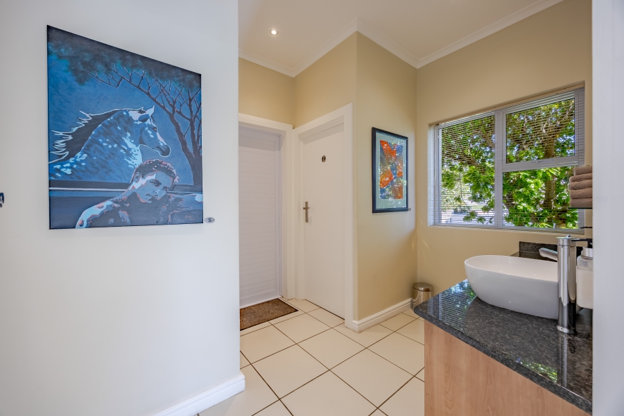 5 Bedroom Property for Sale in Milnerton Central Western Cape